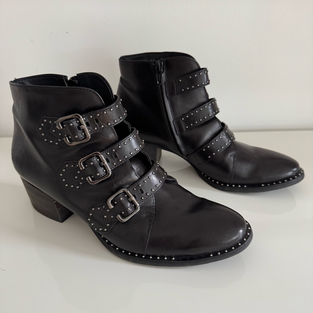 Paul Green Soho Studded Leather Moto Ankle Boots Womens Sz 7